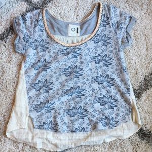 Anthropologie Akemi + Kin tunic style shirt